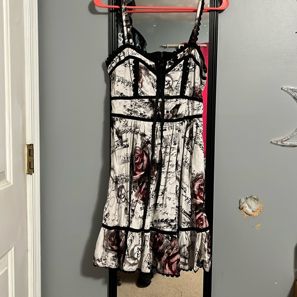 Medium hot topic dress